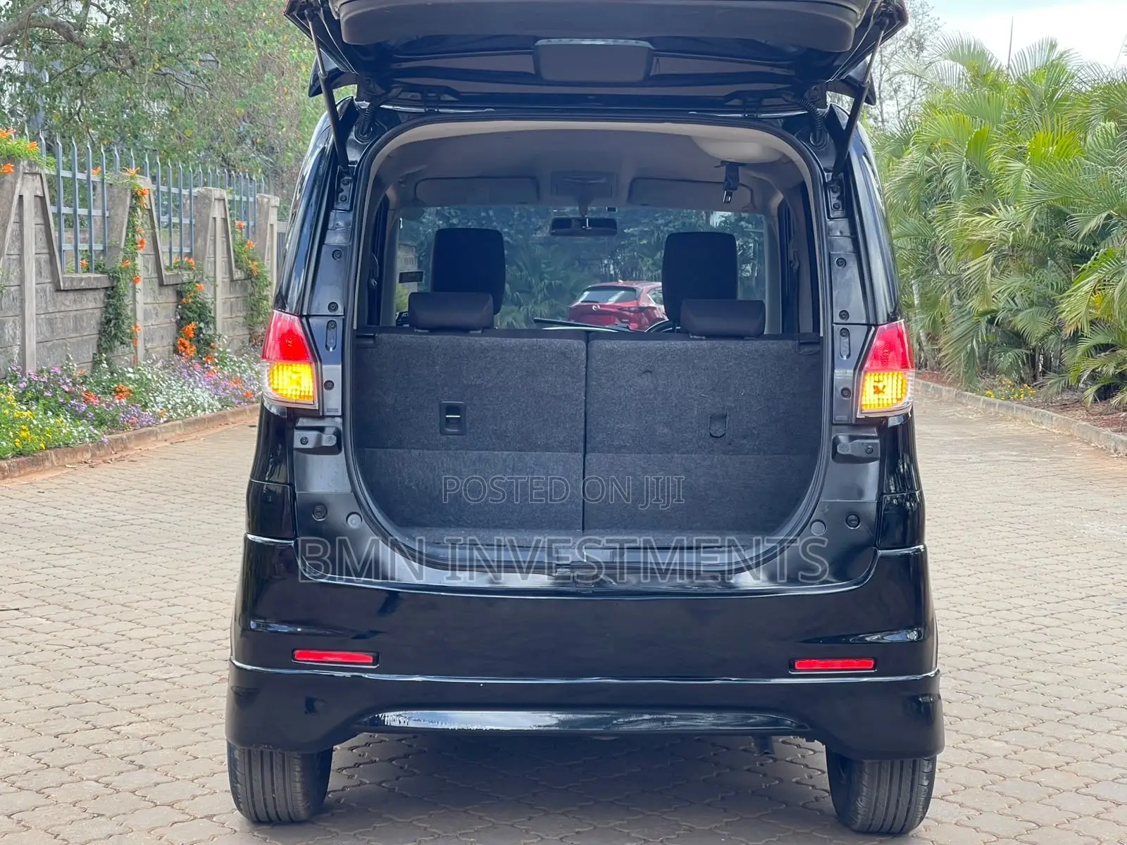 Suzuki Solio 2012 Black