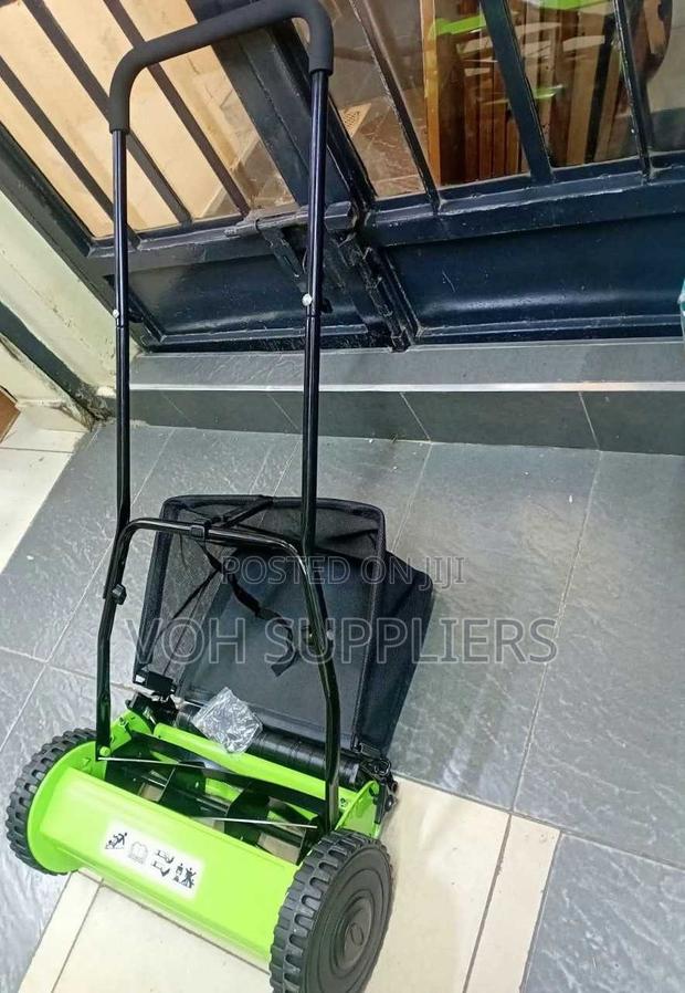 Manual Push Reel Lawn Mower - main view