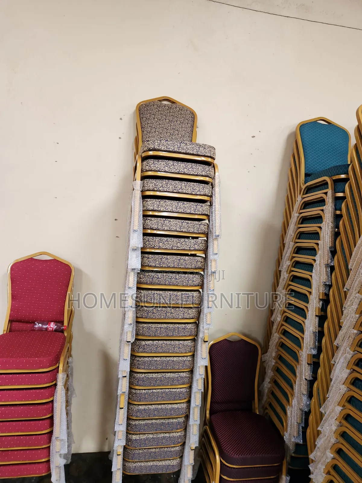 Banquet Chair – Gold Frame Patterned Fabric Event Chair