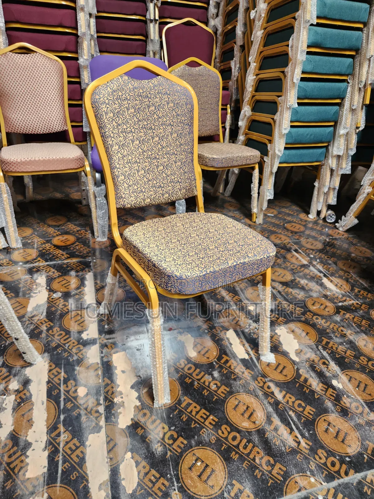 Banquet Chair – Gold Frame Patterned Fabric Event Chair