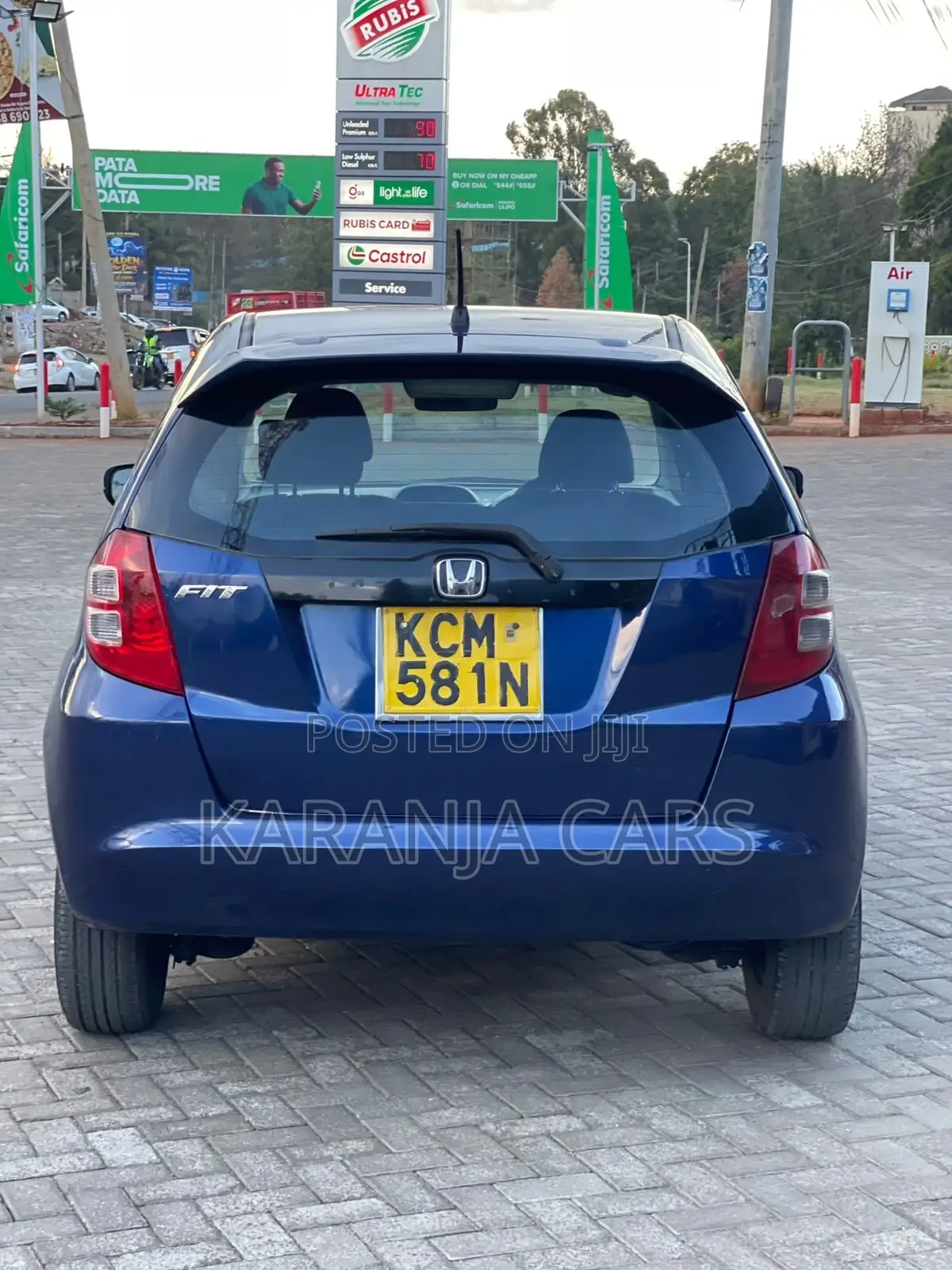 Honda Fit Automatic 2010 Blue
