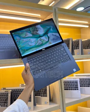 Laptop Dell Latitude 7390 8GB Intel Core i5 SSD 256GB