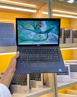 Laptop Dell Latitude 7390 8GB Intel Core i5 SSD 256GB