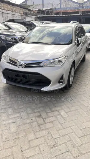 Toyota Corolla Fielder 1.5 Petrol AWD 2020 Silver