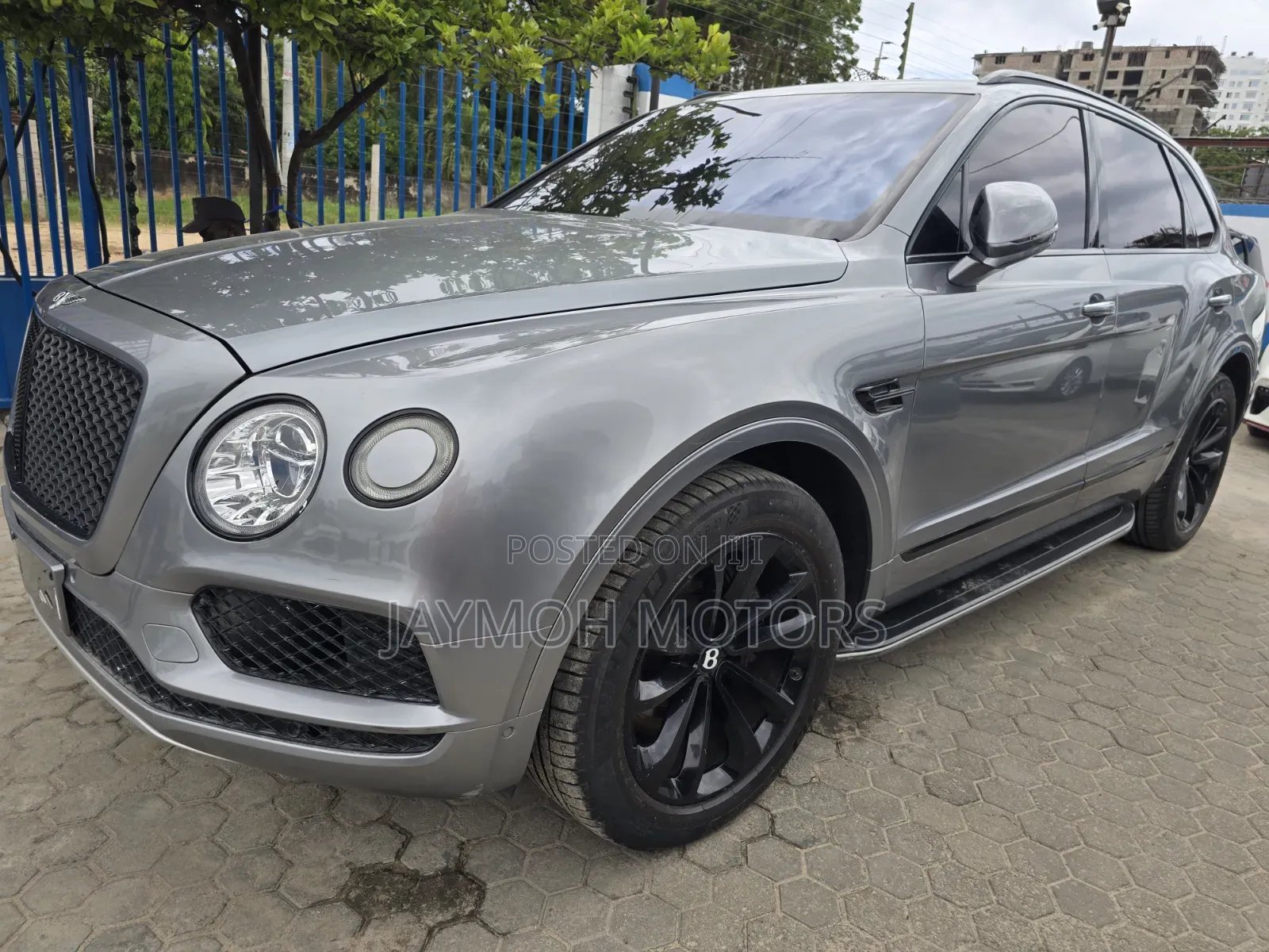 Bentley Bentayga 2017 Gray