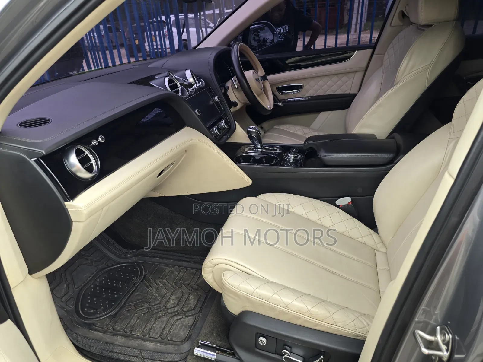 Bentley Bentayga 2017 Gray