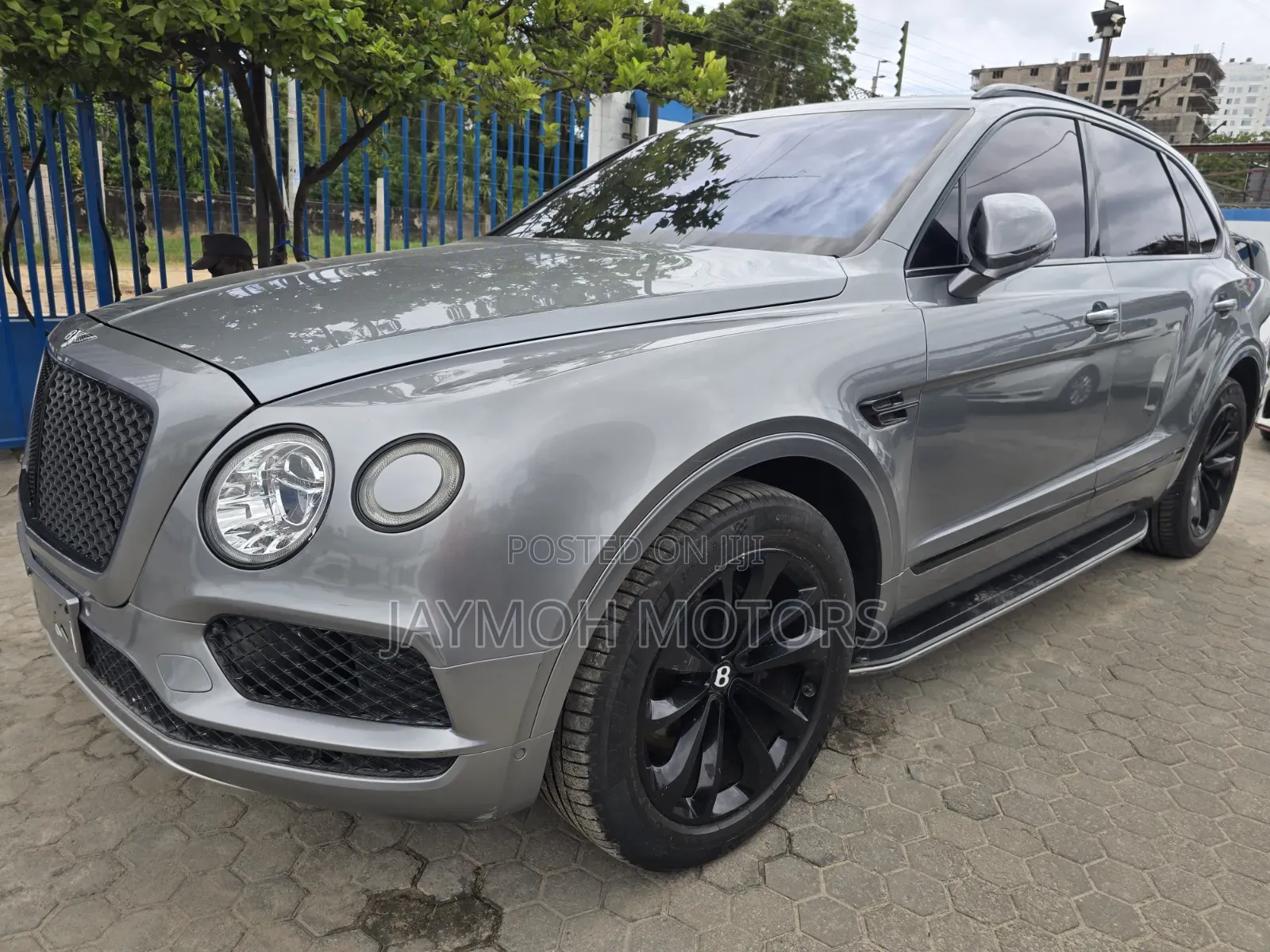 Bentley Bentayga 2017 Gray