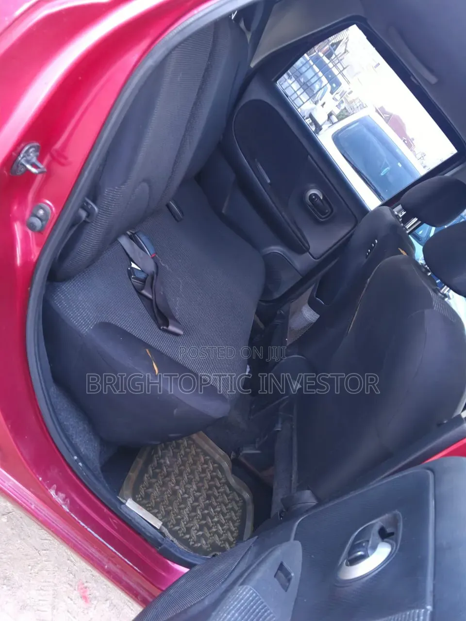 Nissan Note 2010 Red