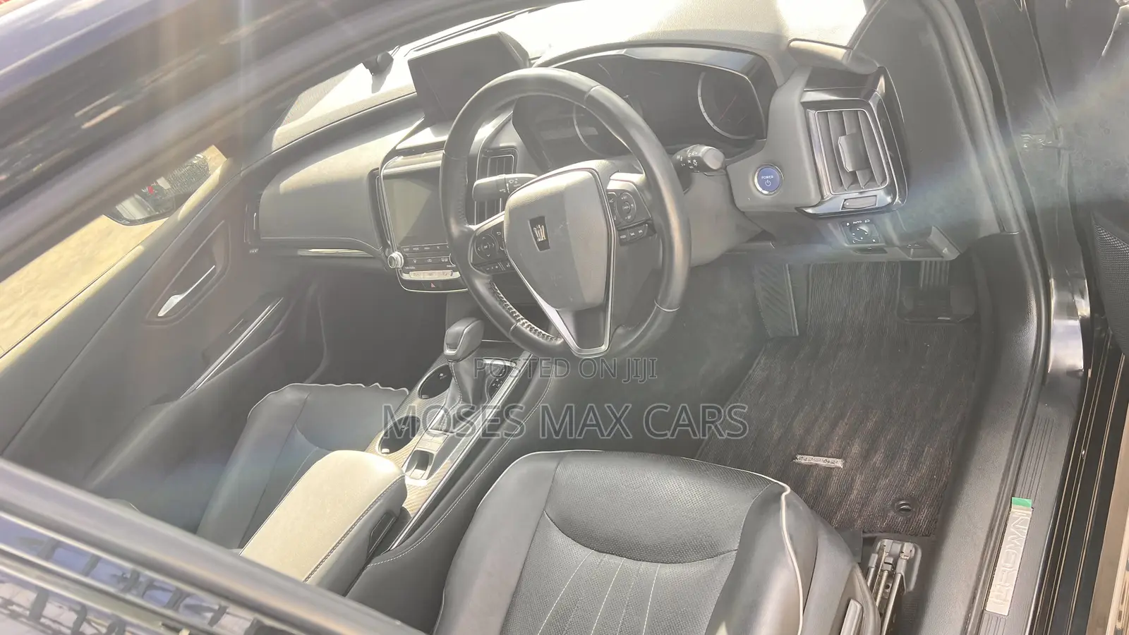 Toyota Crown 2020 Black