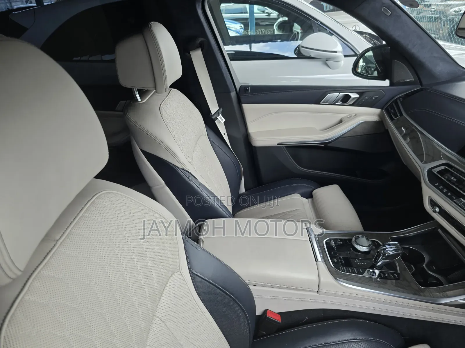 BMW X7 2021 Teal