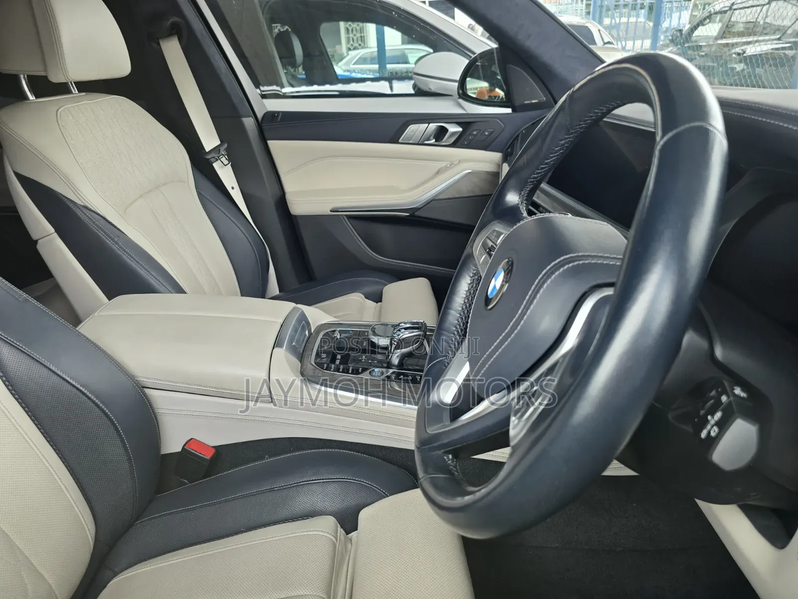 BMW X7 2021 Teal