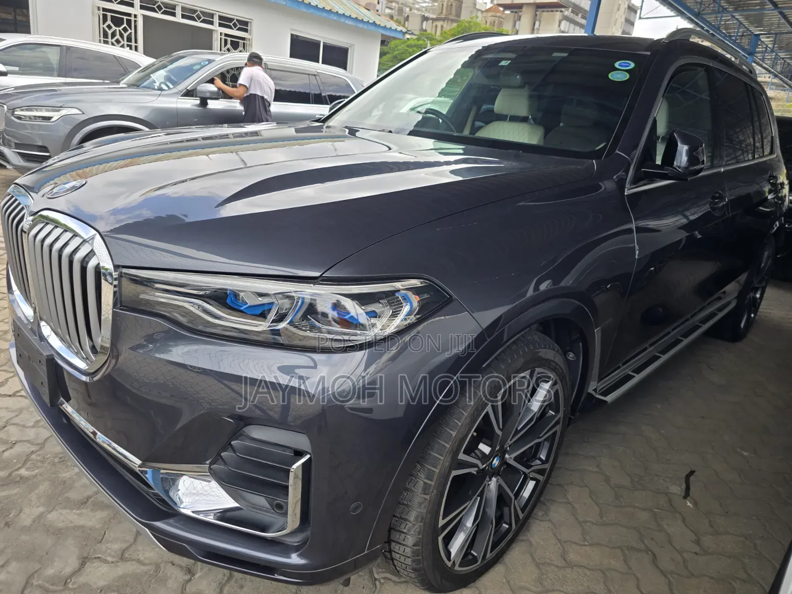 BMW X7 2021 Teal