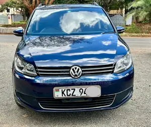 Volkswagen Touran 2013 Blue