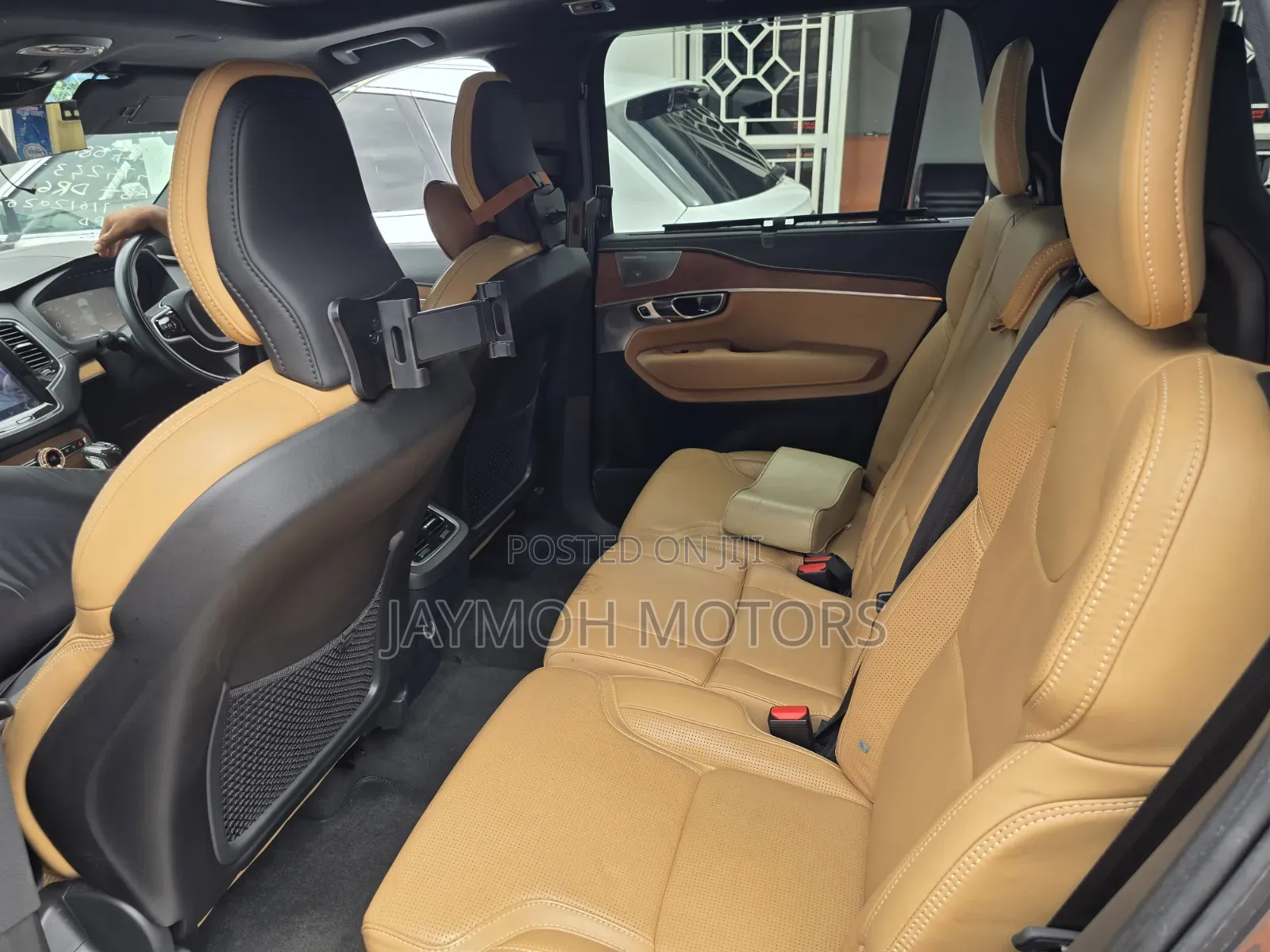 Volvo XC90 2023 Silver