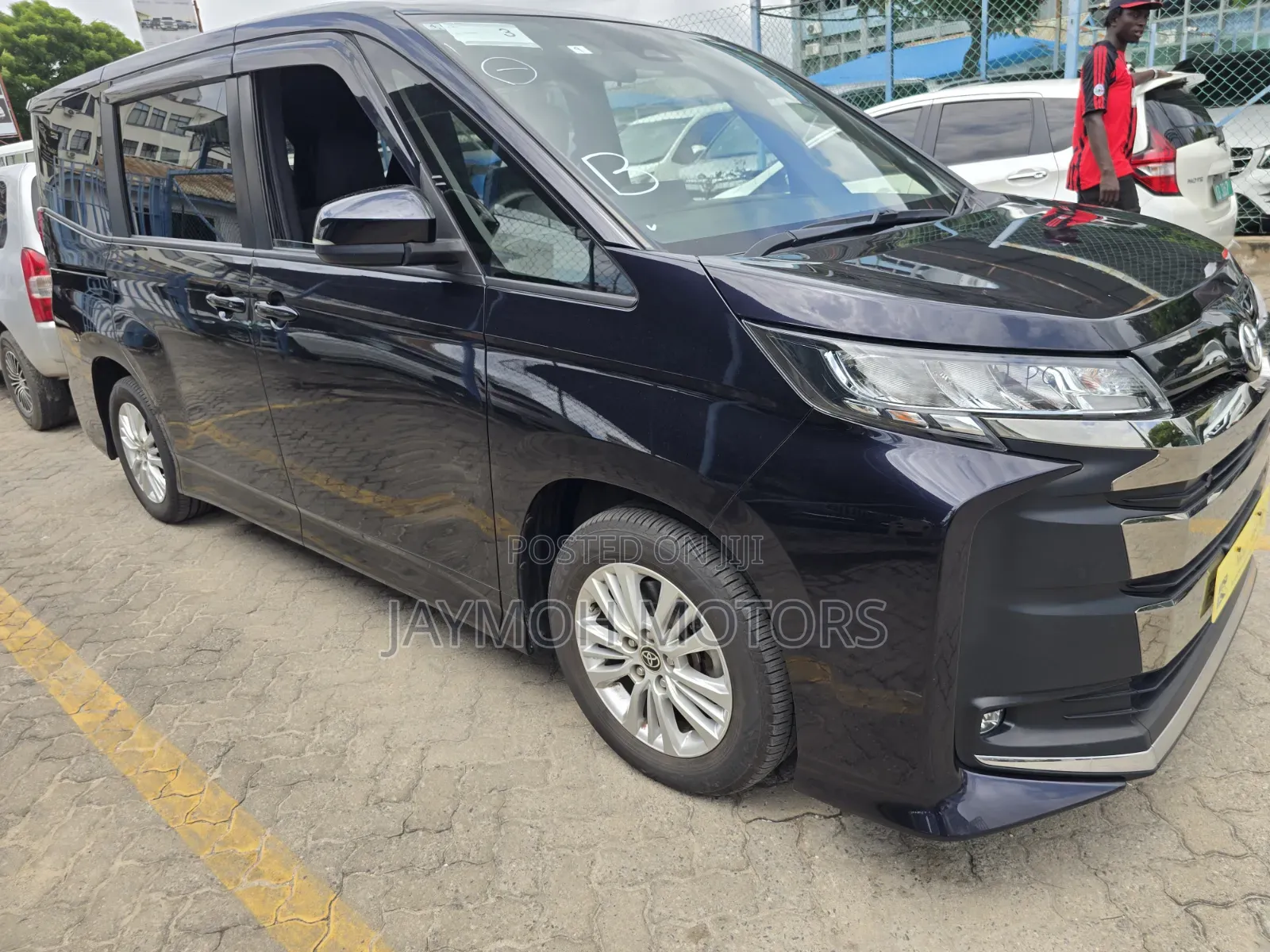 Toyota Noah 2022 Black