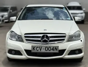 Mercedes-Benz C200 2012 White