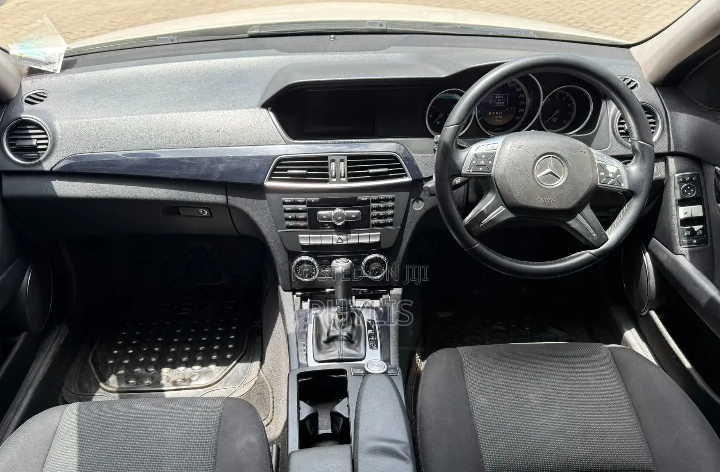 Mercedes-Benz C200 2012 White