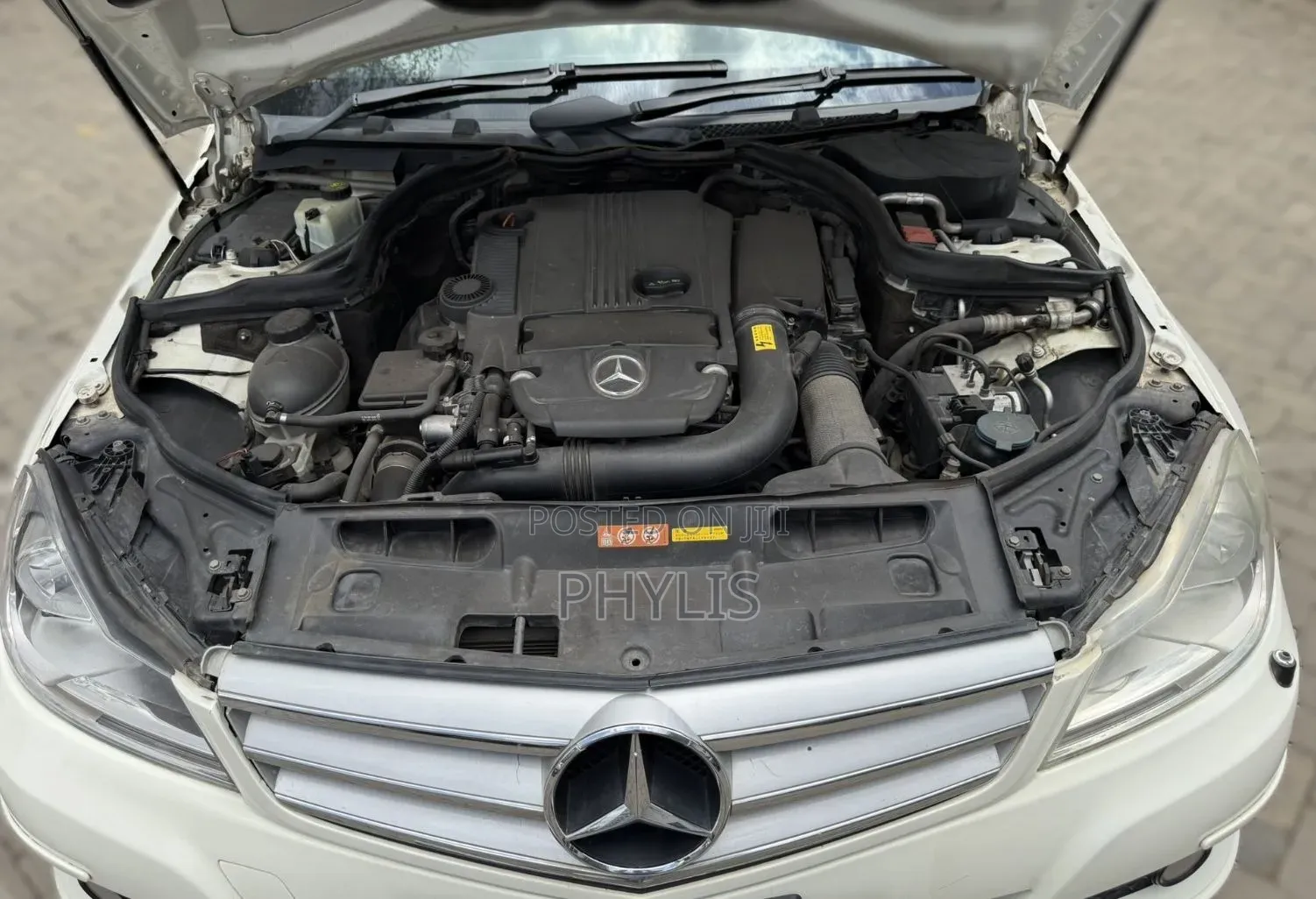Mercedes-Benz C200 2012 White