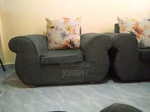 5 Seater Sofa Sets,Neat,Very Good Condition