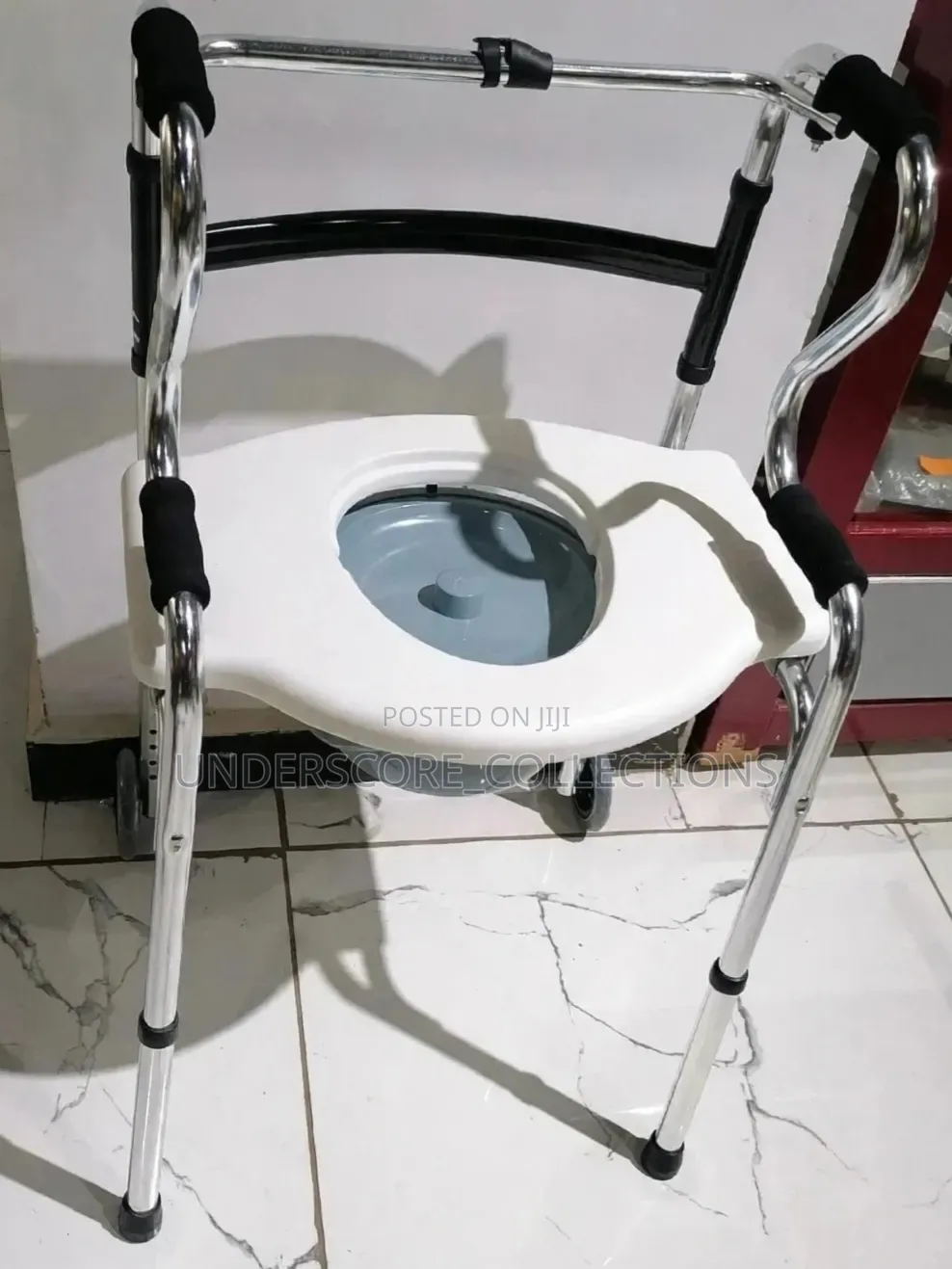 Multi-Functional 2-in-1 Foldable Walking Frame With Commode