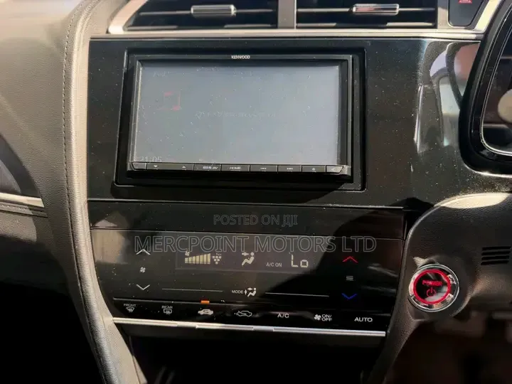 Honda Fit 2020 Silver