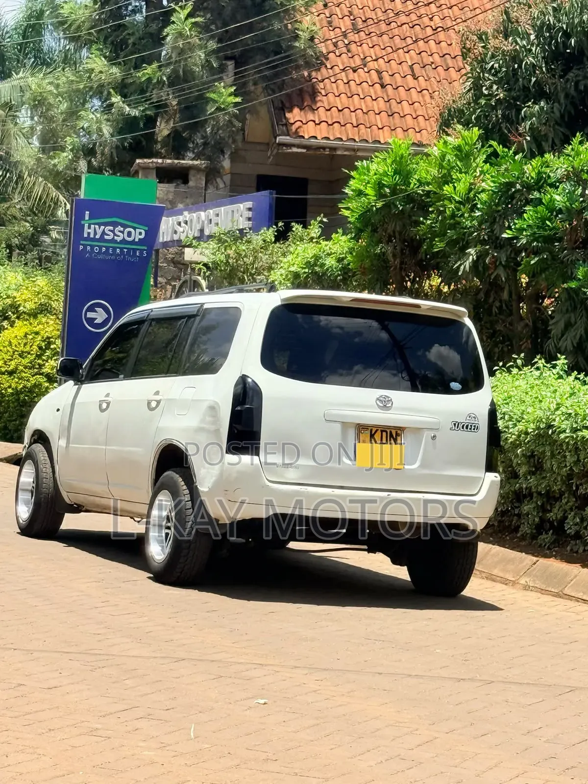Toyota Succeed SV Premium 2016 White