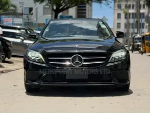 Mercedes-Benz C200 2020 Black