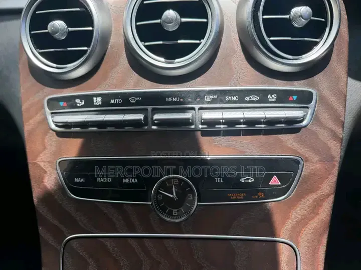 Mercedes-Benz C200 2020 Black