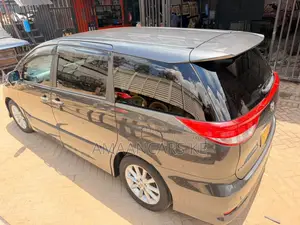 Toyota Estima 2012 Gray