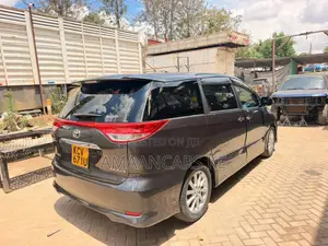 Toyota Estima 2012 Gray