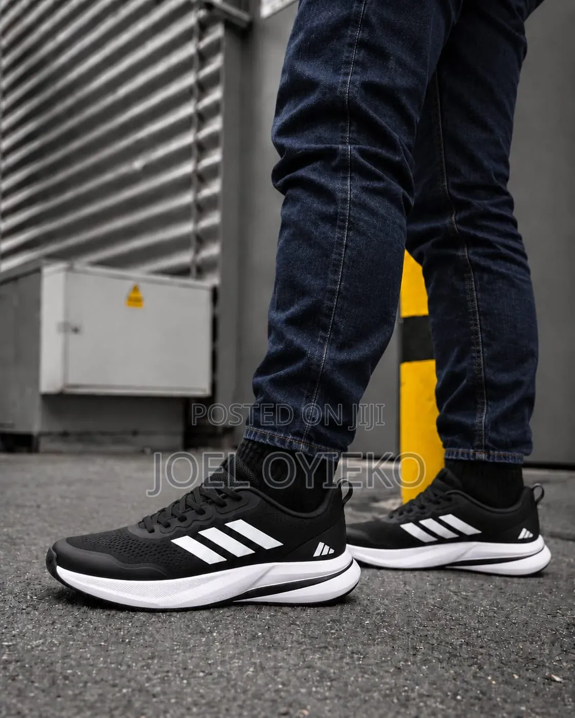 Adidas Light Strike Runners