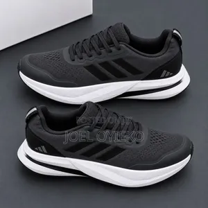 Adidas Light Strike Runners