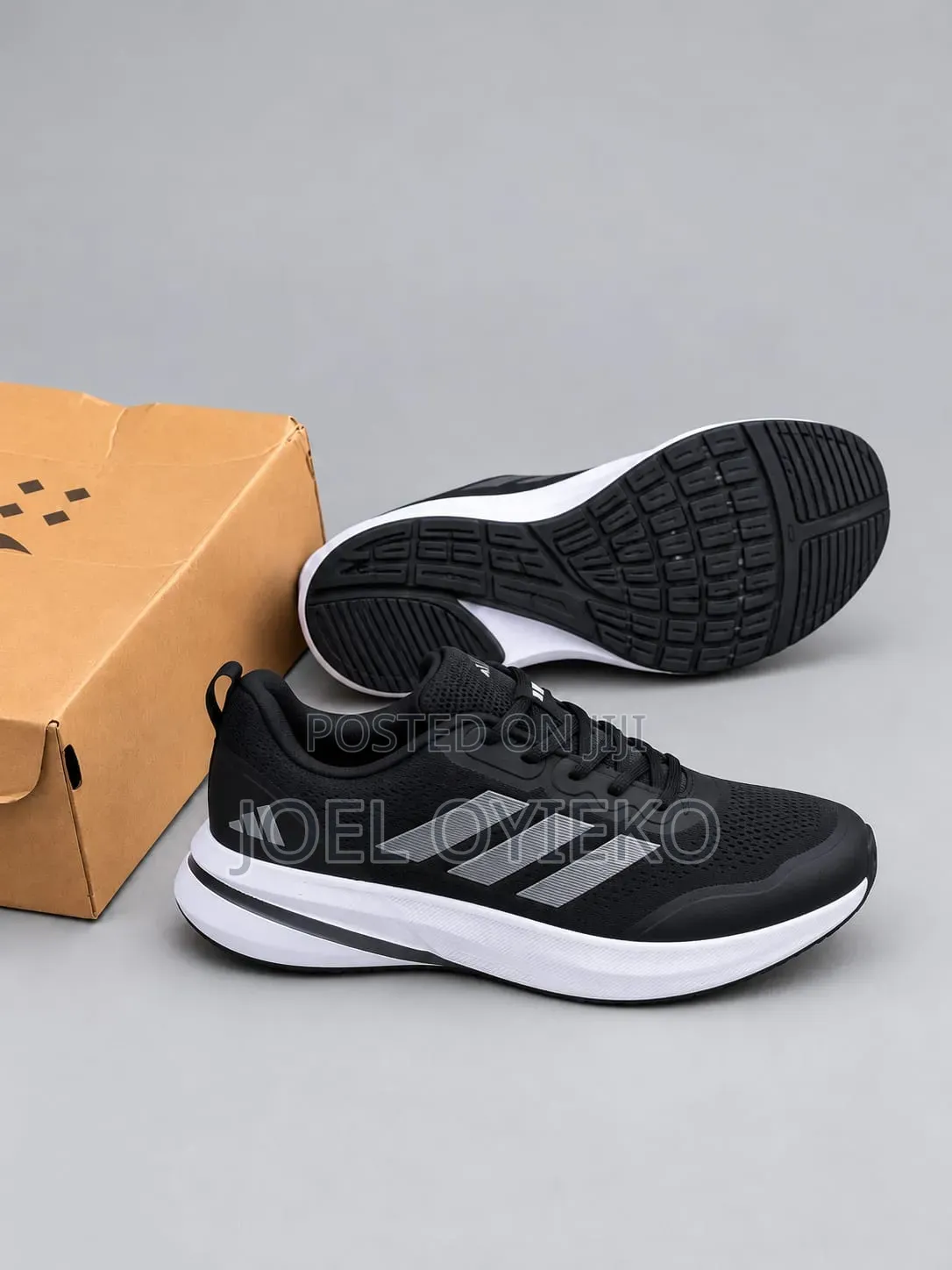 Adidas Light Strike Runners