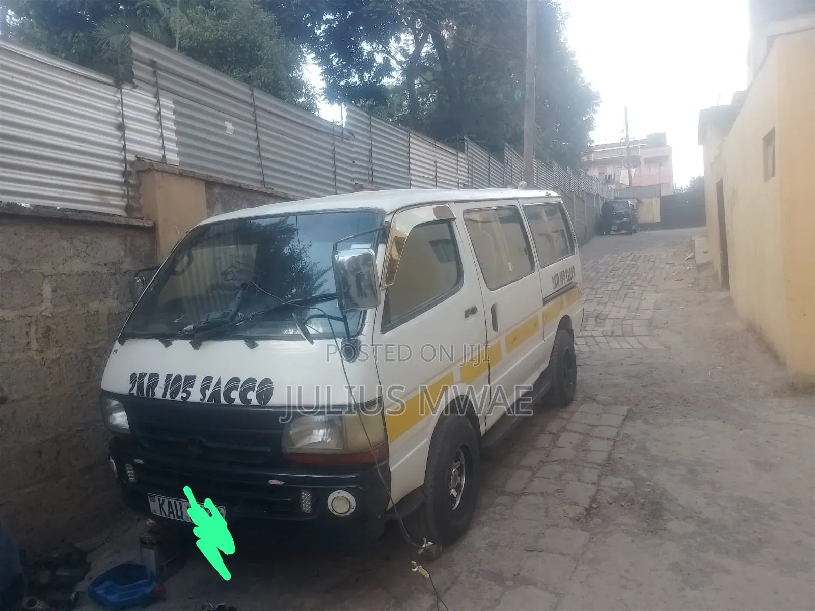 Toyota HiAce 2008 White