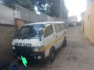 Toyota HiAce 2008 White