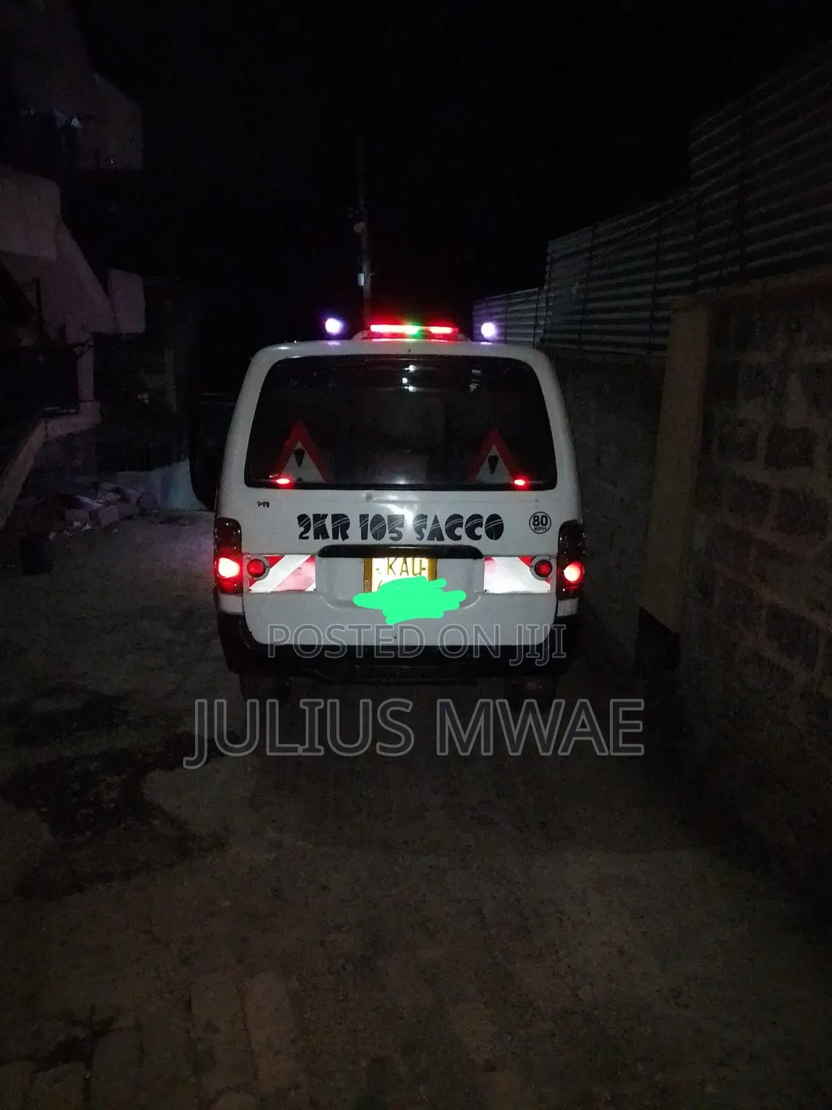Toyota HiAce 2008 White