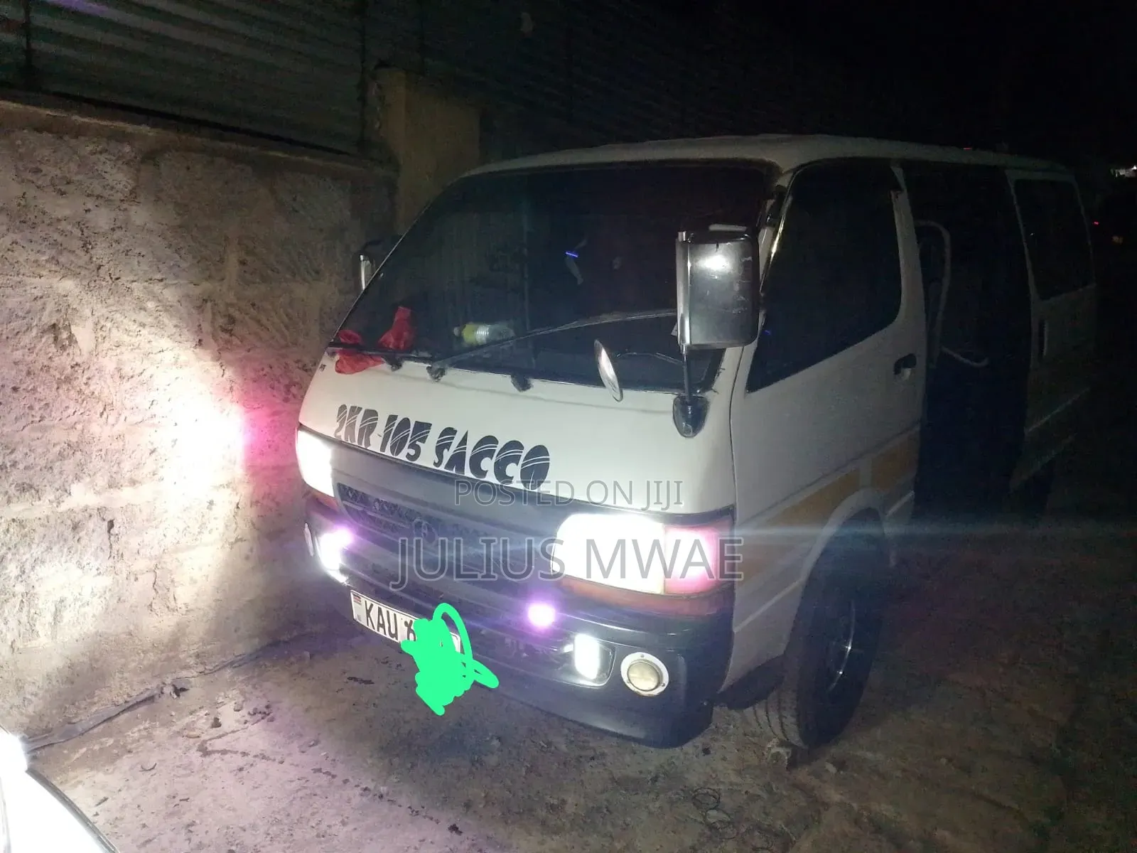 Toyota HiAce 2008 White