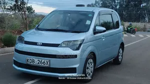 Toyota Spade 2014 Blue