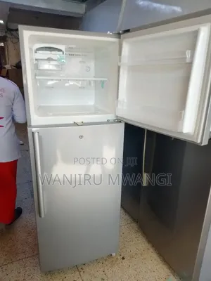 Brand New 350l Fridge (Samsung Silver Colour)