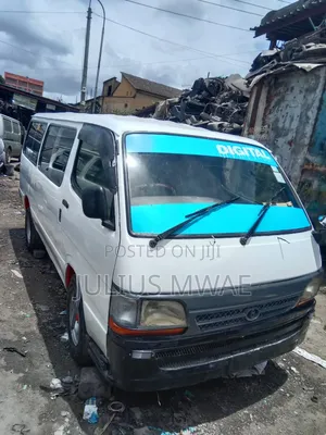 Toyota HiAce 2009 White
