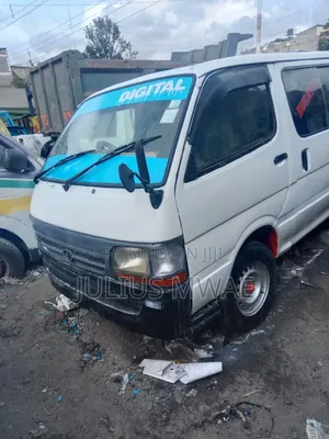 Toyota HiAce 2009 White