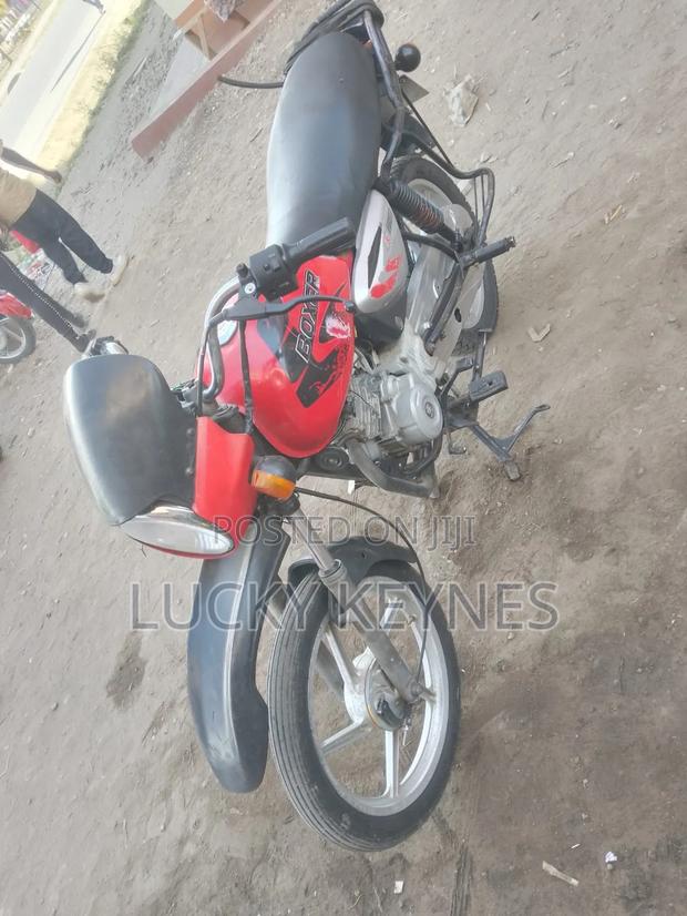 Bajaj Boxer 125 2019 Red - thumbnail 4