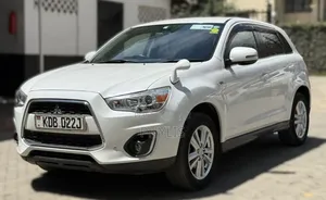 Mitsubishi RVR 2013 White
