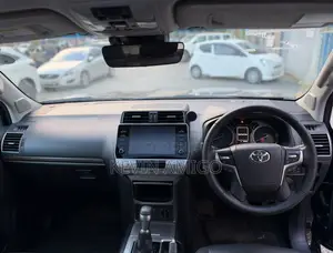 Toyota Land Cruiser Prado 2022