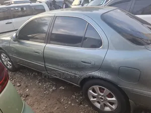 Toyota Corolla 1995 Gray