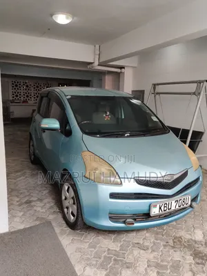 Toyota Ractis 2006 Blue