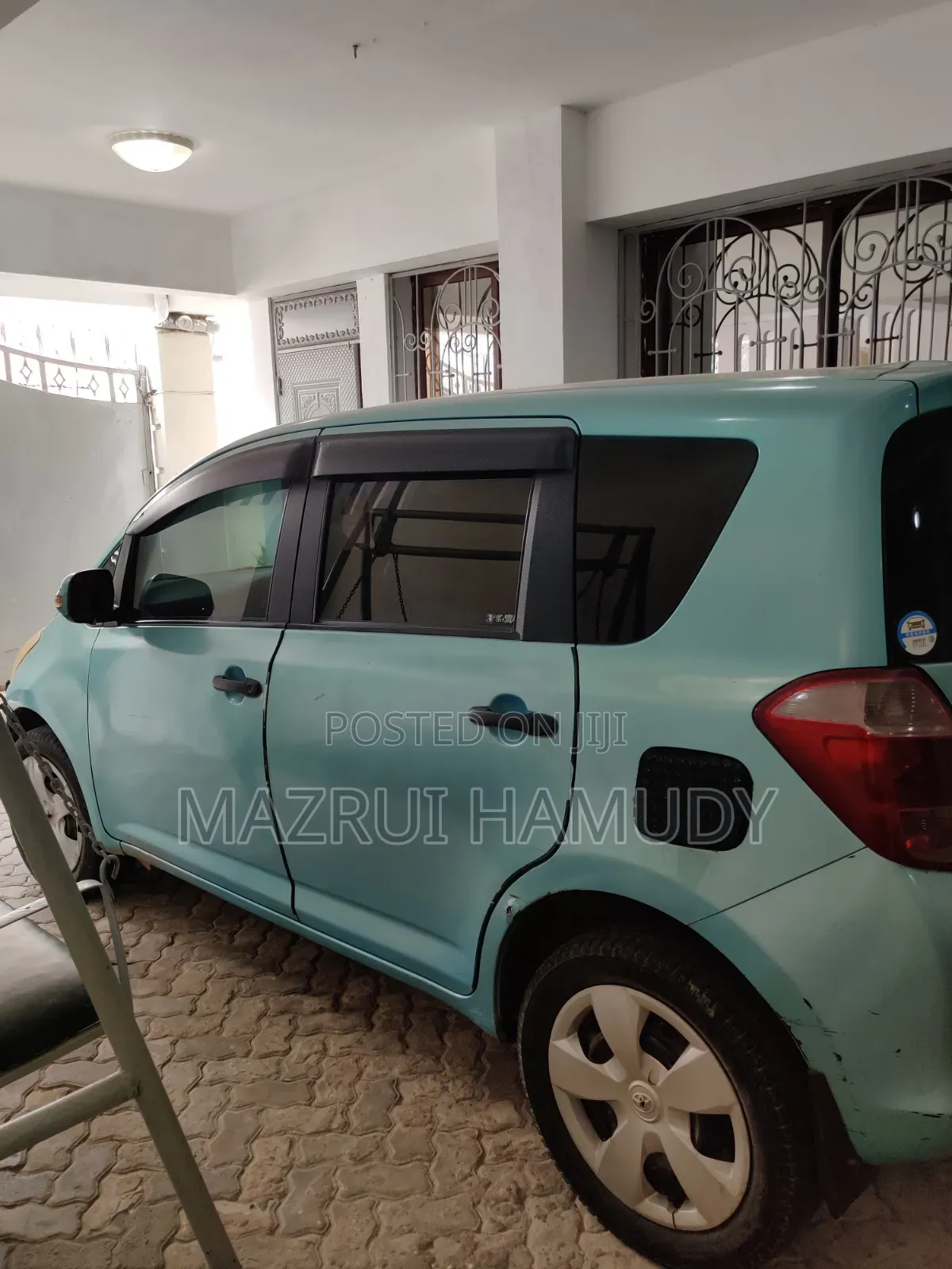 Toyota Ractis 2006 Blue