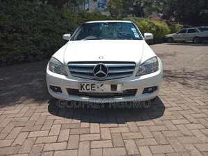 Mercedes-Benz C200 2008 White
