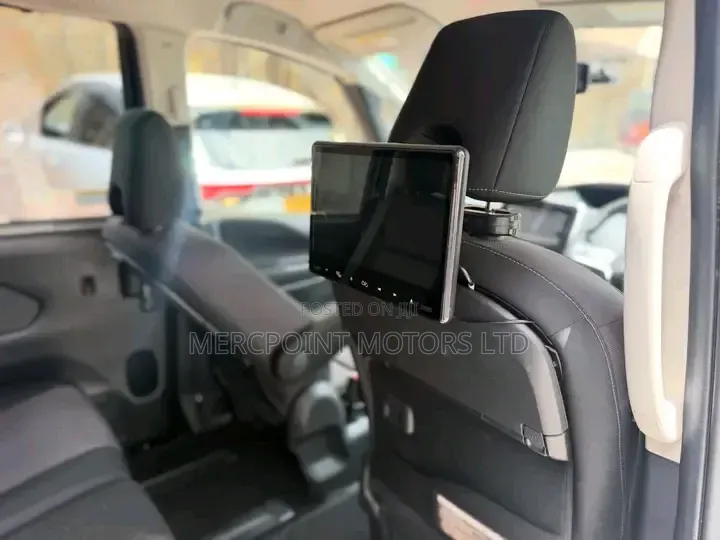 Nissan Serena 2020 Matt Black
