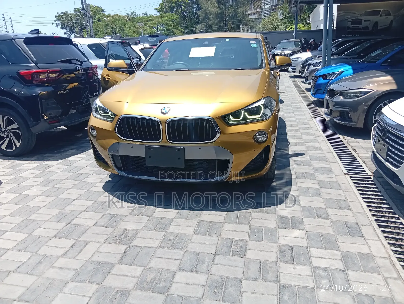 BMW X2 2025 Gold